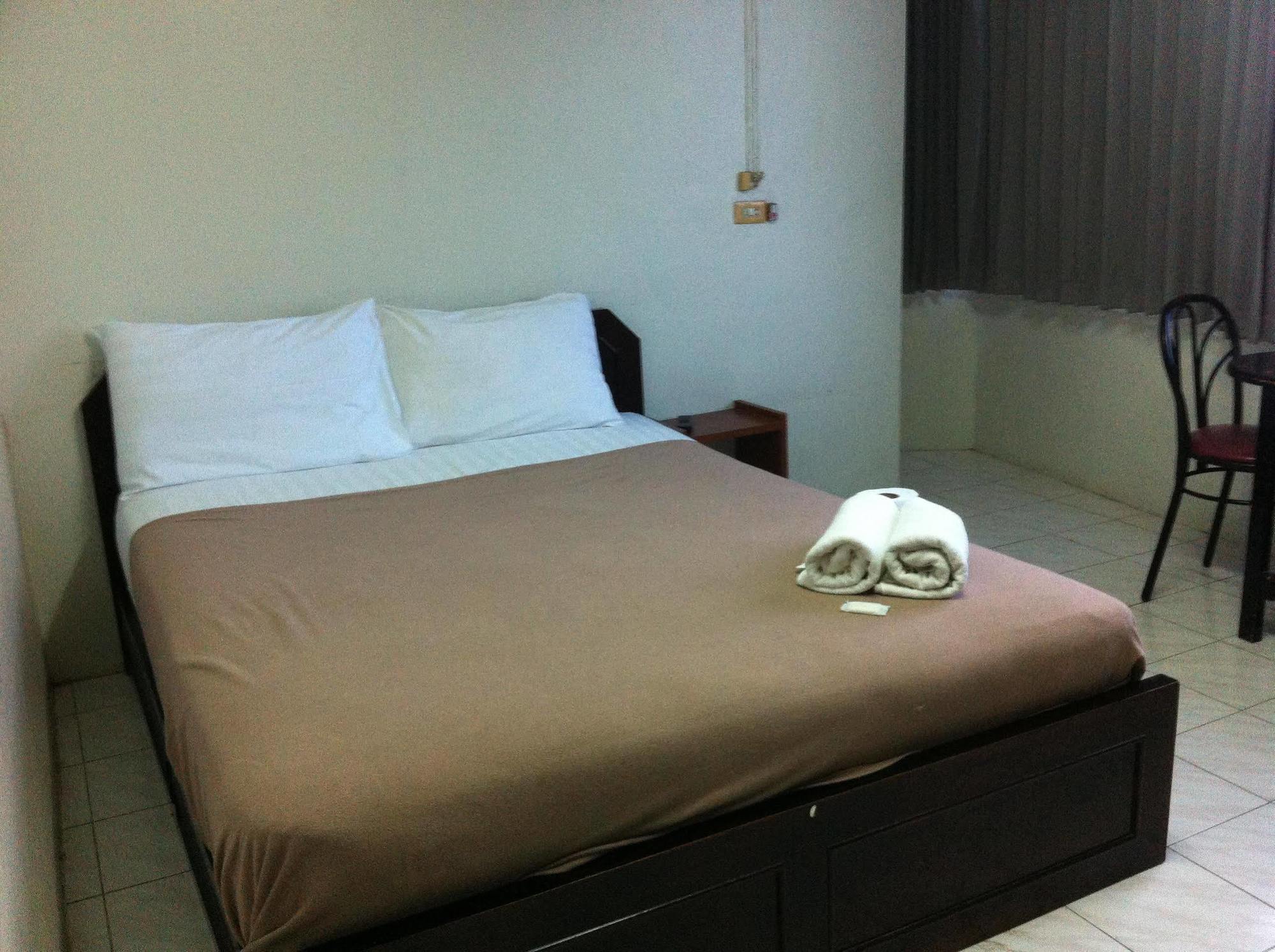 Diamond Mansion & Guesthouse Surat Thani Ngoại thất bức ảnh